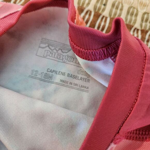 PATAGONIA Capilene BaselayerDaily Rashguard & Shorts Set 12-18months Infant Girl - Picture 4 of 4